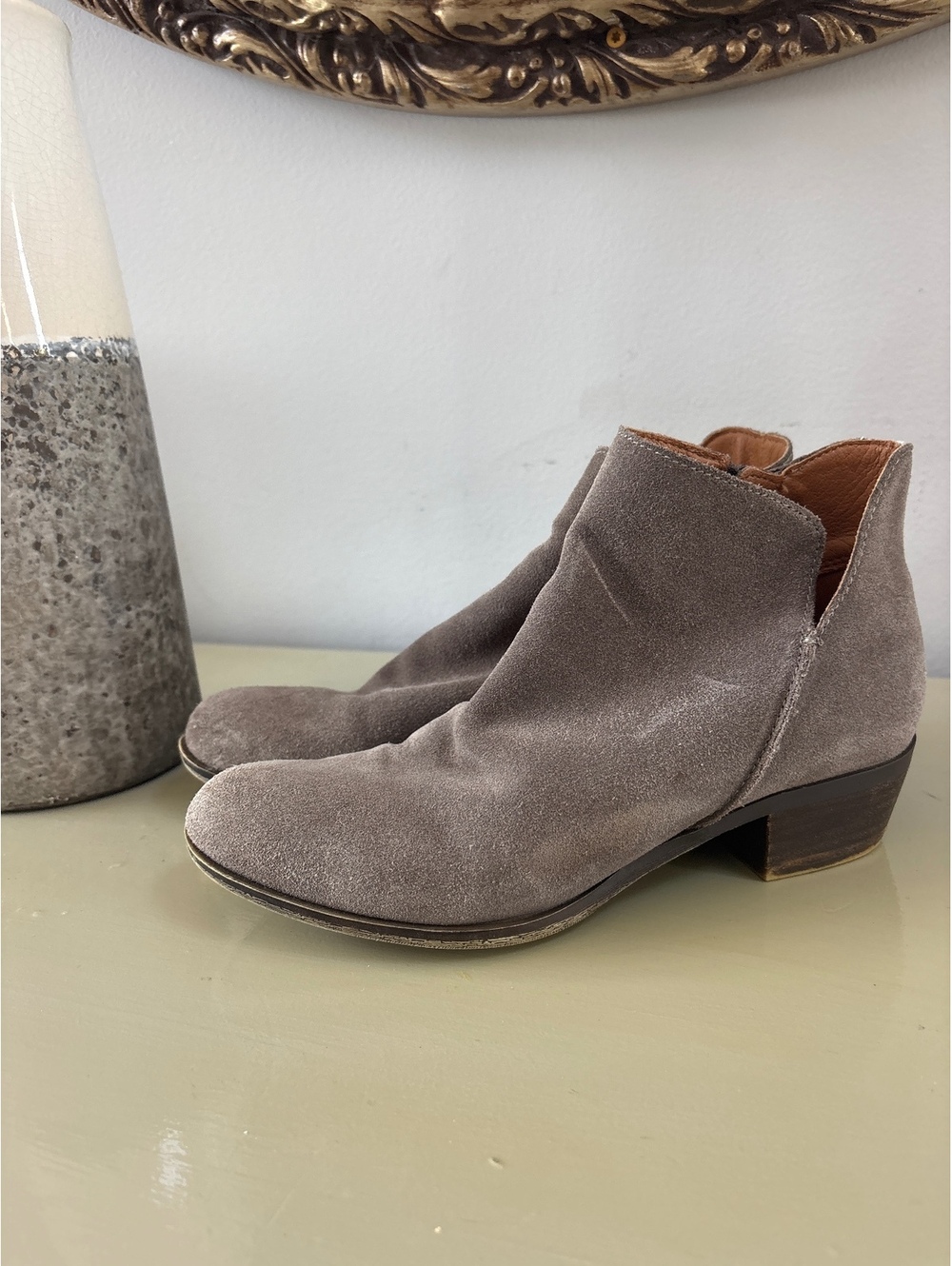 Lucky Brand Women's Gray Suede Ankle Boots Size 7 Ladies Women's Shoes